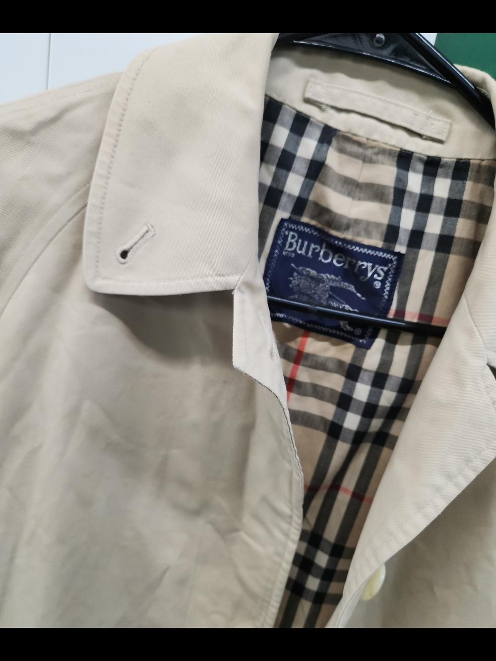 Burberry Tan Trench Coat with Iconic Check Lining